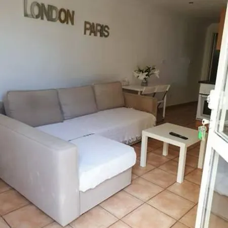 C Dans Avec Piscine Chauffee & Jacuzzi, Chauffe En Extra
