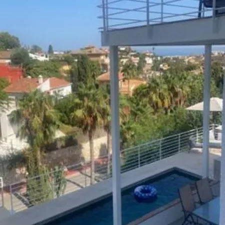 Apartment C Dans Avec Piscine Chauffee & Jacuzzi, Chauffe En Extra Benalmadena
