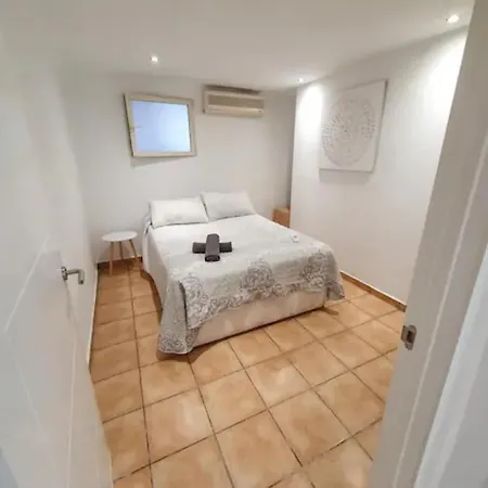 Διαμέρισμα C Dans Avec Piscine Chauffee & Jacuzzi, Chauffe En Extra *